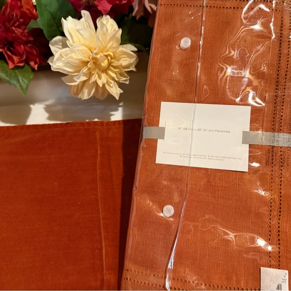 New Williams Sonoma Double Hemstitched 100% Linen Placemats, S/4, Rust Orange